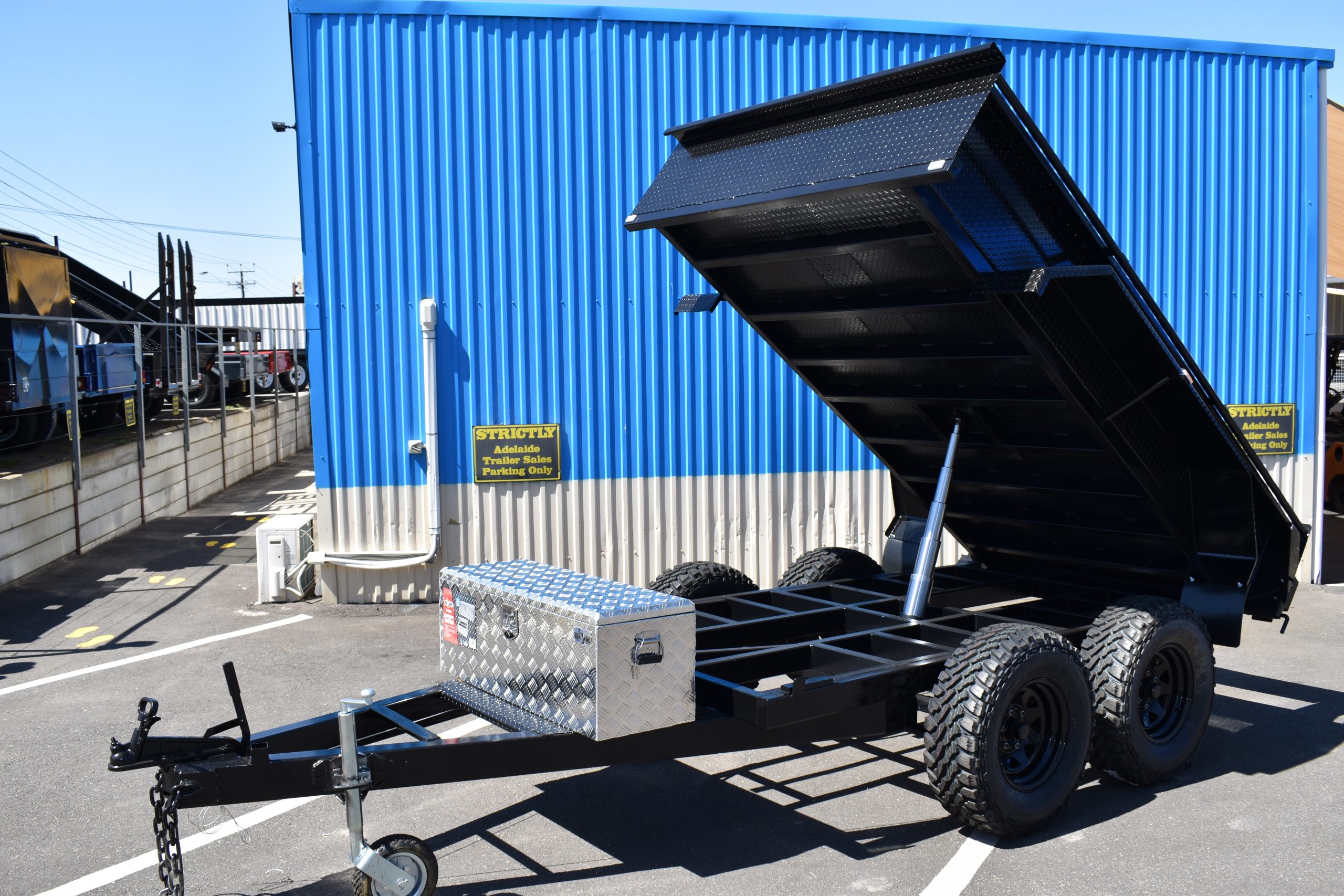 10 X 5 Hydraulic Tipper 3200 Kg Rated Australian Made Quality $9690